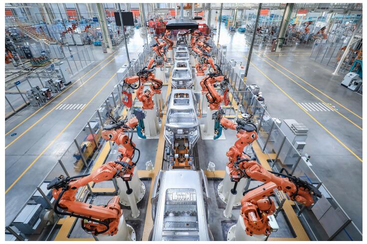 江淮汽車 以安全領(lǐng)先與智能智造，鑄就中國(guó)新能源車新標(biāo)桿